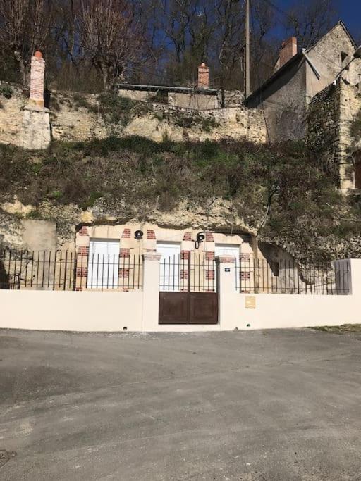 La Cavee Du Coteau, Petit Cocon Troglodytique Villa Vouvray Exteriör bild